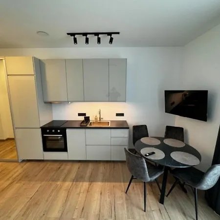 Good Apartment *
